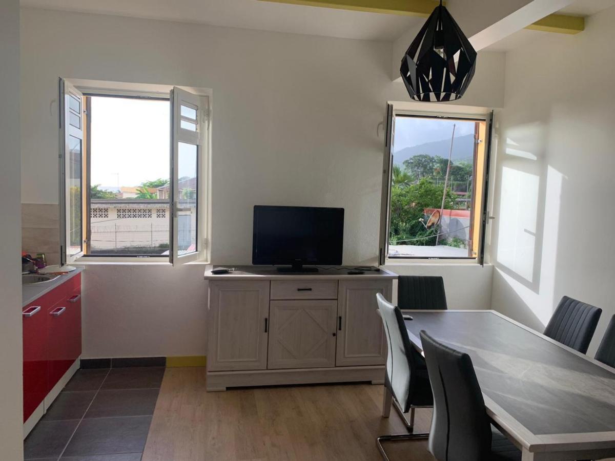 Cyparis Apartment Saint-Pierre Exterior photo